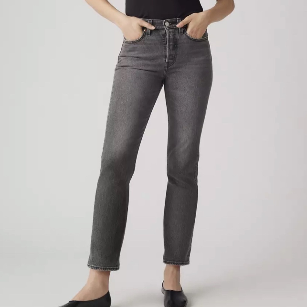 HOT RN LEVI’S WEDGIE STRAIGHT ANKLE WOMEN'S JEANS WELL WORN BLACK
